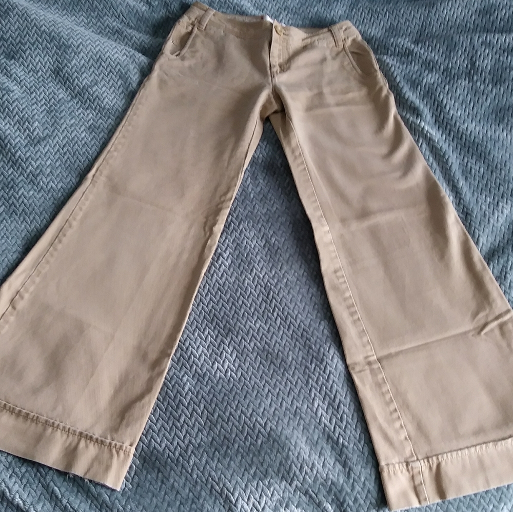 Wide leg pants